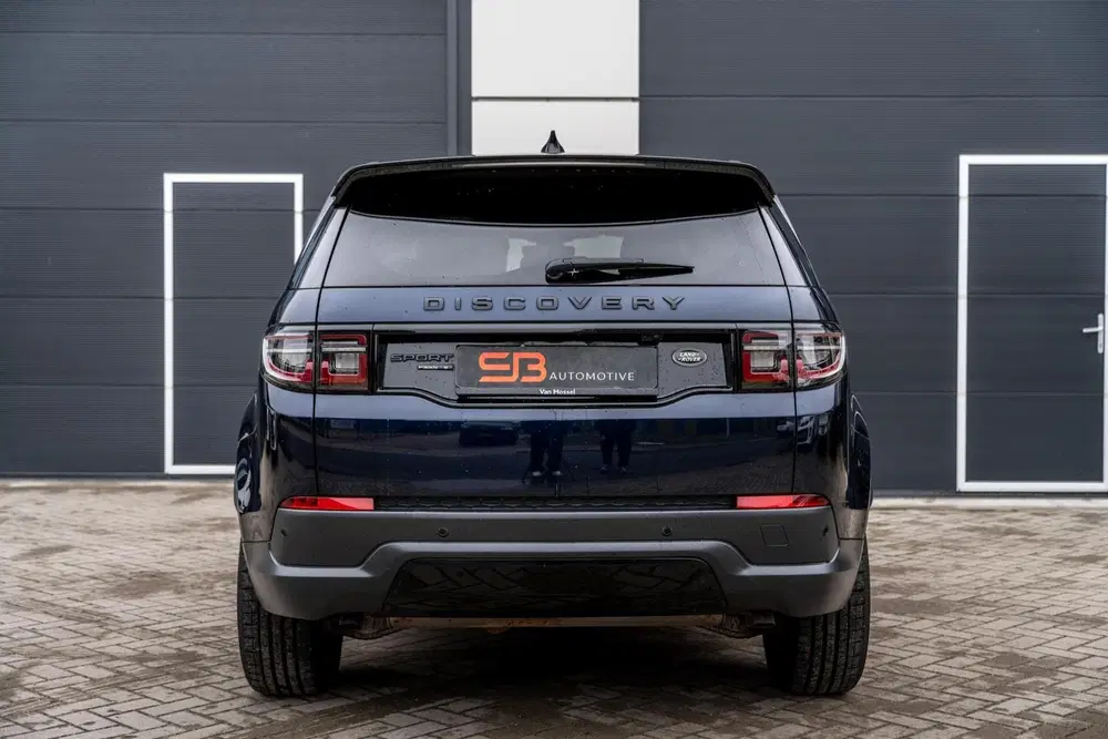 Land Rover Discovery Sport P300e 1.5 R-Dynamic HSE PANO VOL uit 2020, foto 7