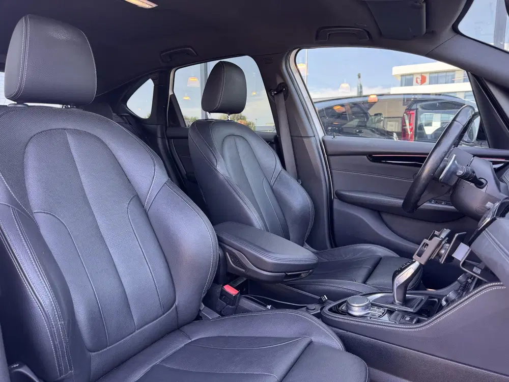 BMW 2-serie Executive Sport Line uit 2019, foto 14