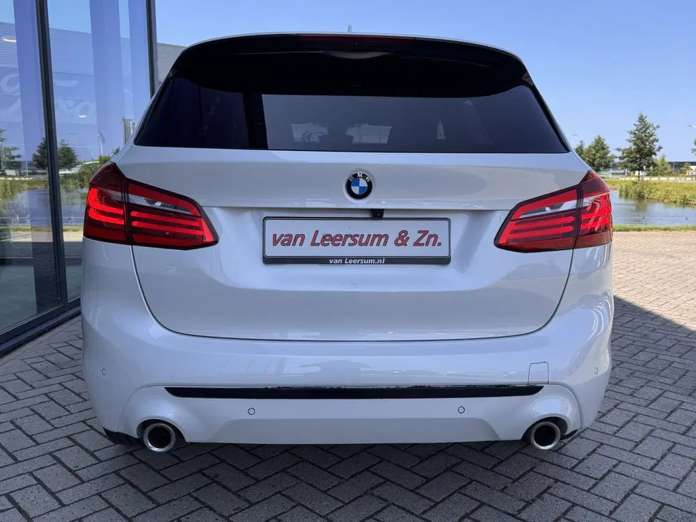 BMW 2-serie Executive Sport Line uit 2019, foto 9