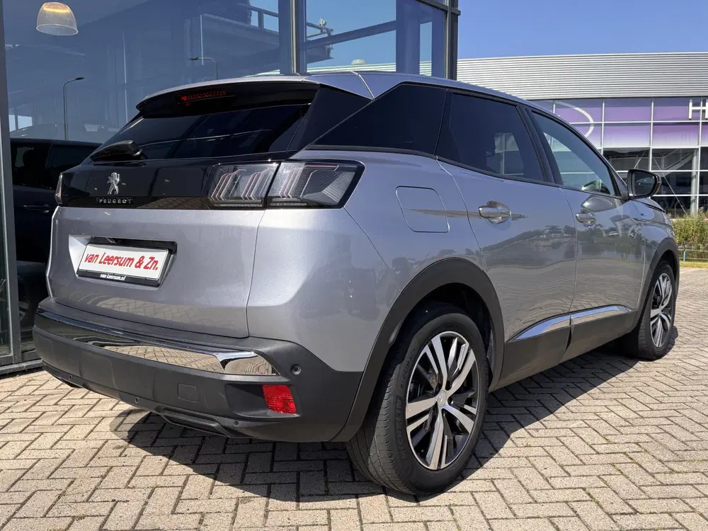 Peugeot 3008 1.6 HYbrid 225 Allure Pack uit 2023, foto 2