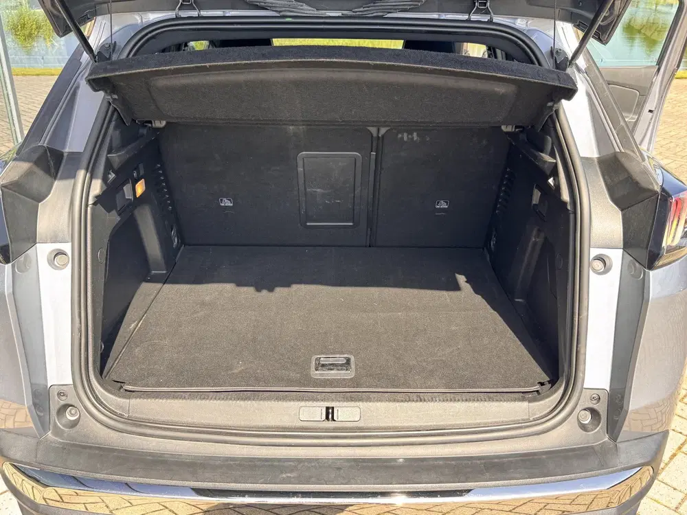 Peugeot 3008 1.6 HYbrid 225 Allure Pack uit 2023, foto 7