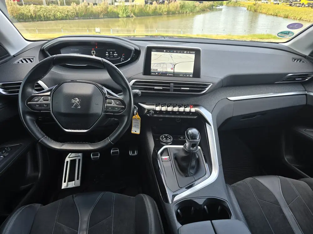 Peugeot 3008 1.2 PureTech Crossway Camera uit 2019, foto 3