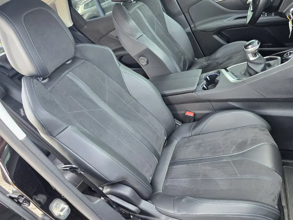 Peugeot 3008 1.2 PureTech Crossway Camera uit 2019, foto 5