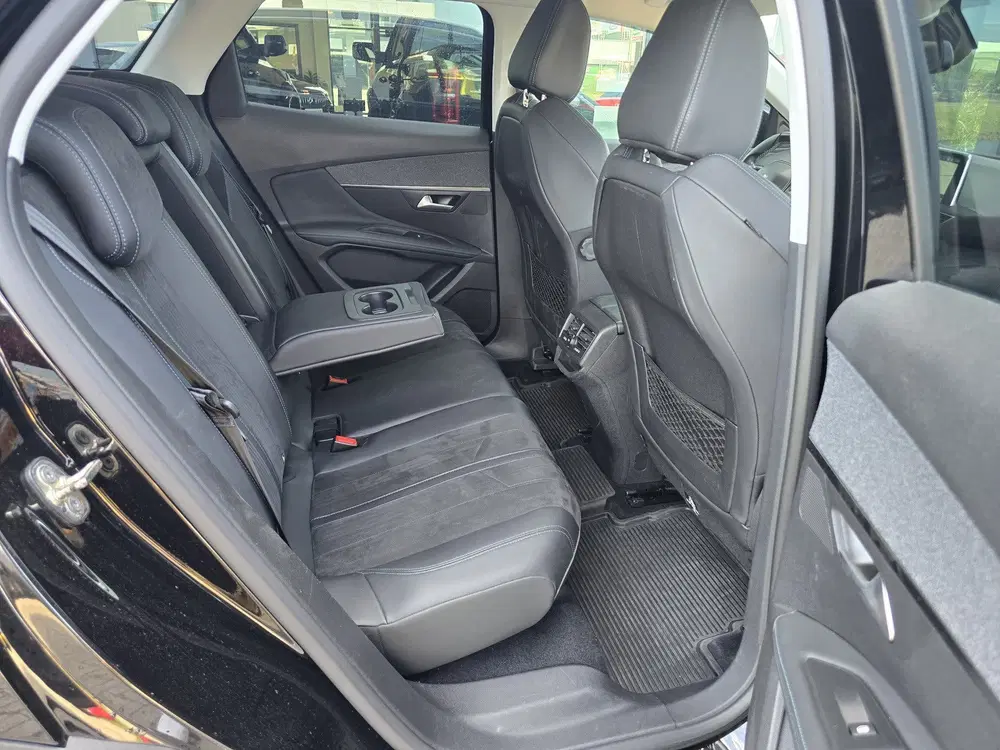 Peugeot 3008 1.2 PureTech Crossway Camera uit 2019, foto 6