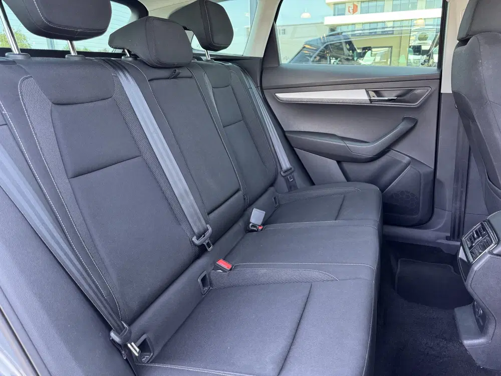 Skoda Karoq 1.5 TSI ACT Business Edition uit 2023, foto 10