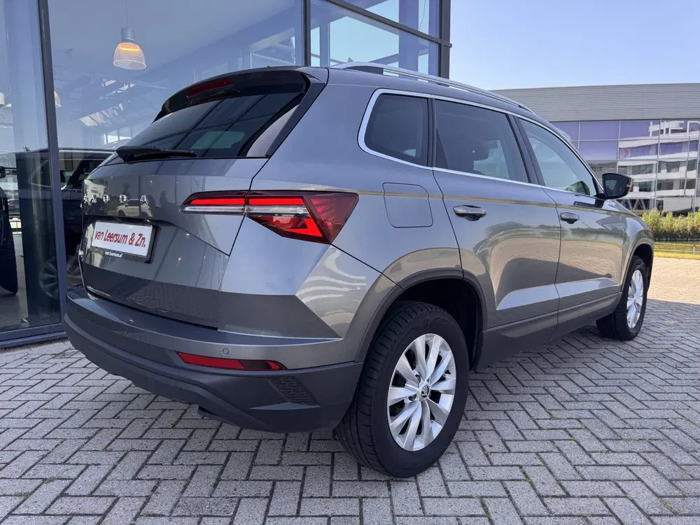 Skoda Karoq 1.5 TSI ACT Business Edition uit 2023, foto 2