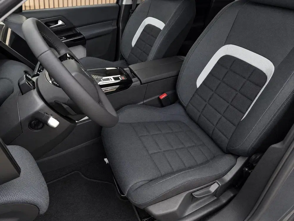 Citroën C5 Aircross 1.2 Hybrid 145 Plus uit 2026, foto 13