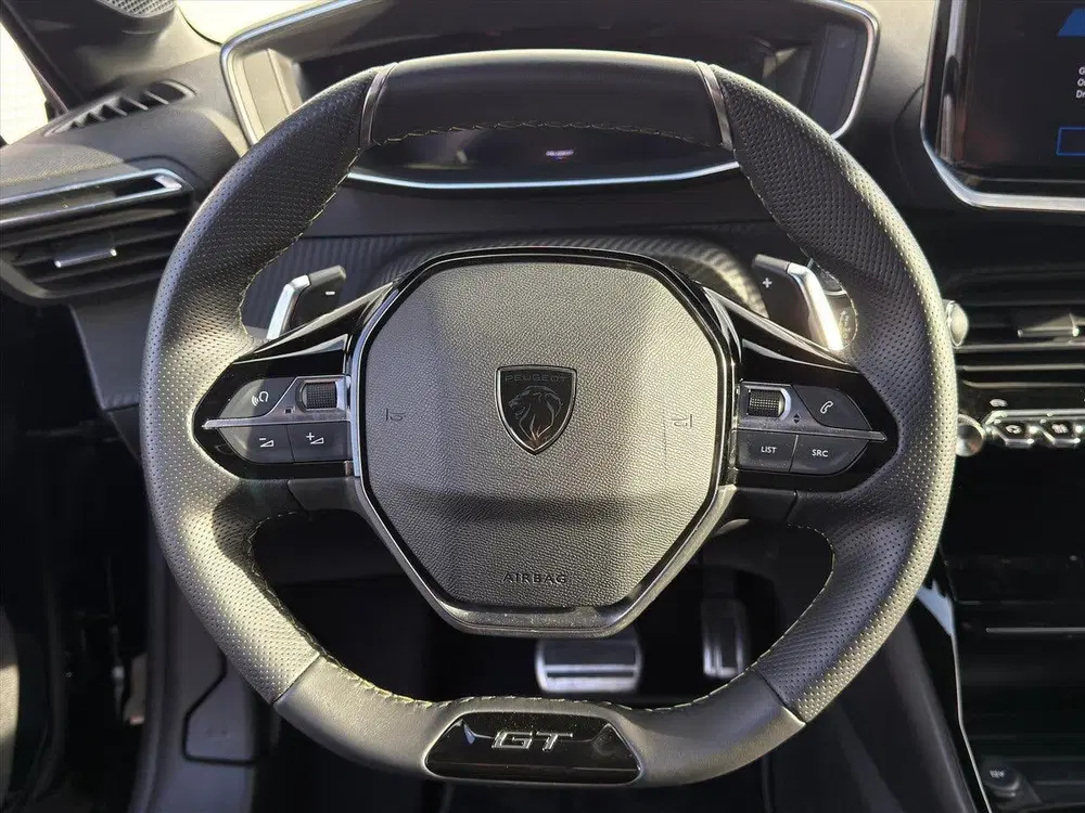 Peugeot 208 1.2T 100pk Hybrid Automaat GT uit 2024, foto 10