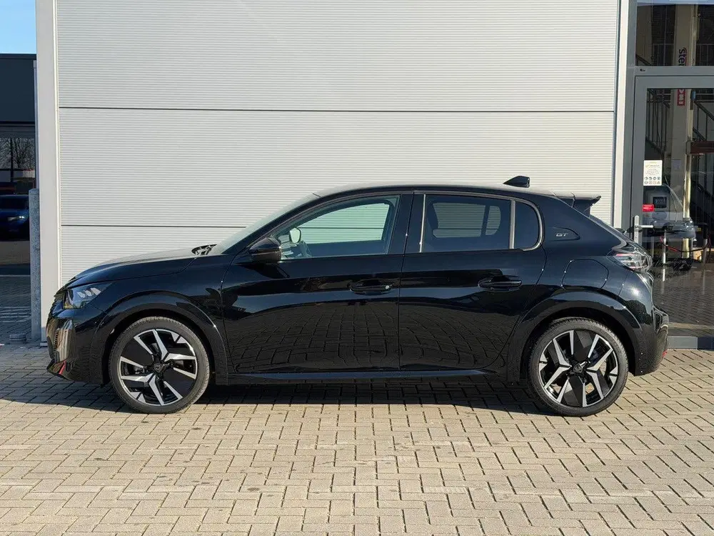 Peugeot 208 1.2T 100pk Hybrid Automaat GT uit 2024, foto 3