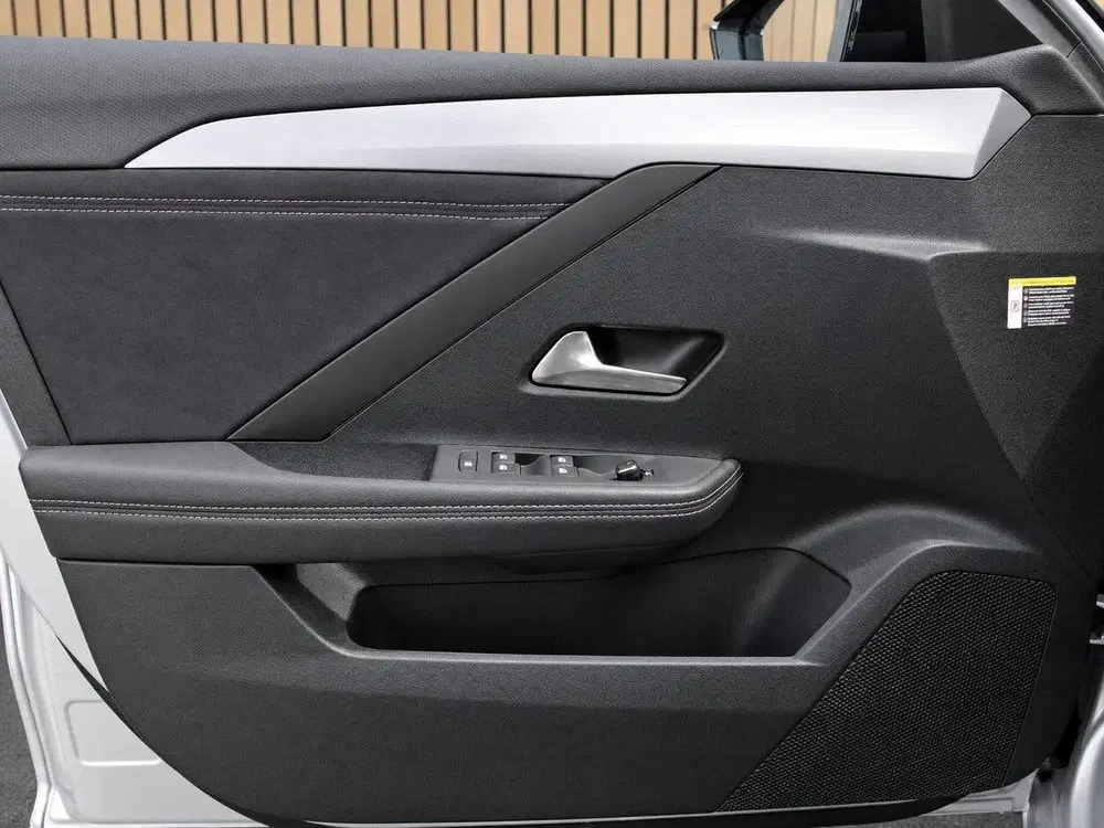Opel Astra Electric 58 kWh Ultimate VOORRAAD (bj 2026 uit 2026, foto 10