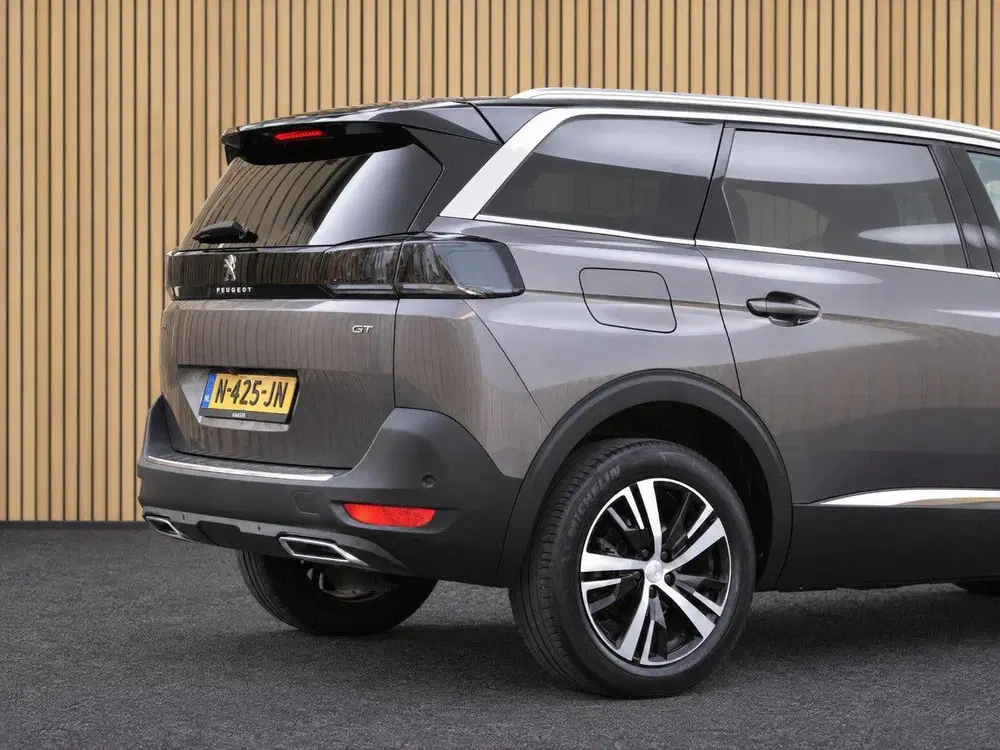 Peugeot 5008 1.2 PureTech GT uit 2021, foto 11