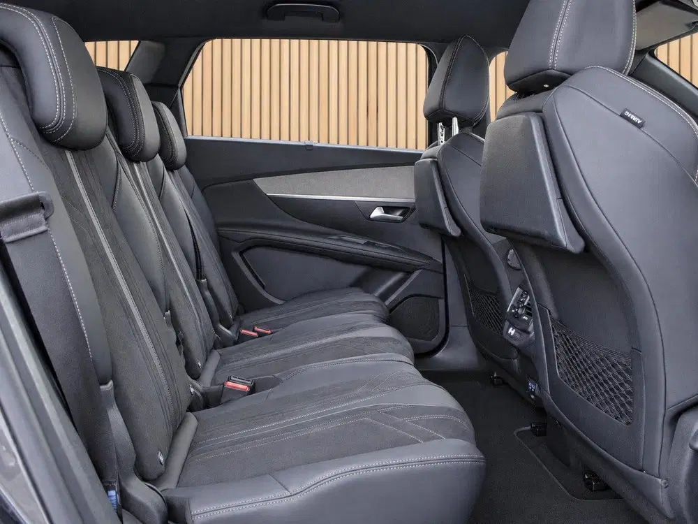 Peugeot 5008 1.2 PureTech GT uit 2021, foto 8