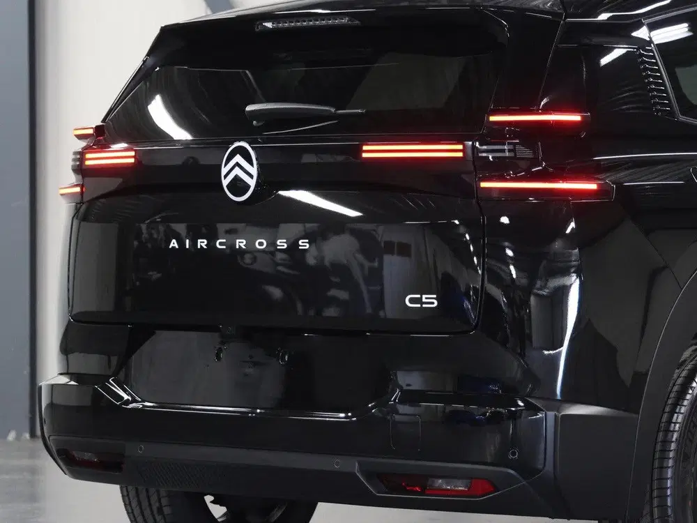 Citroën C5 Aircross 1.2 Hybrid 145PK Business uit 2026, foto 6