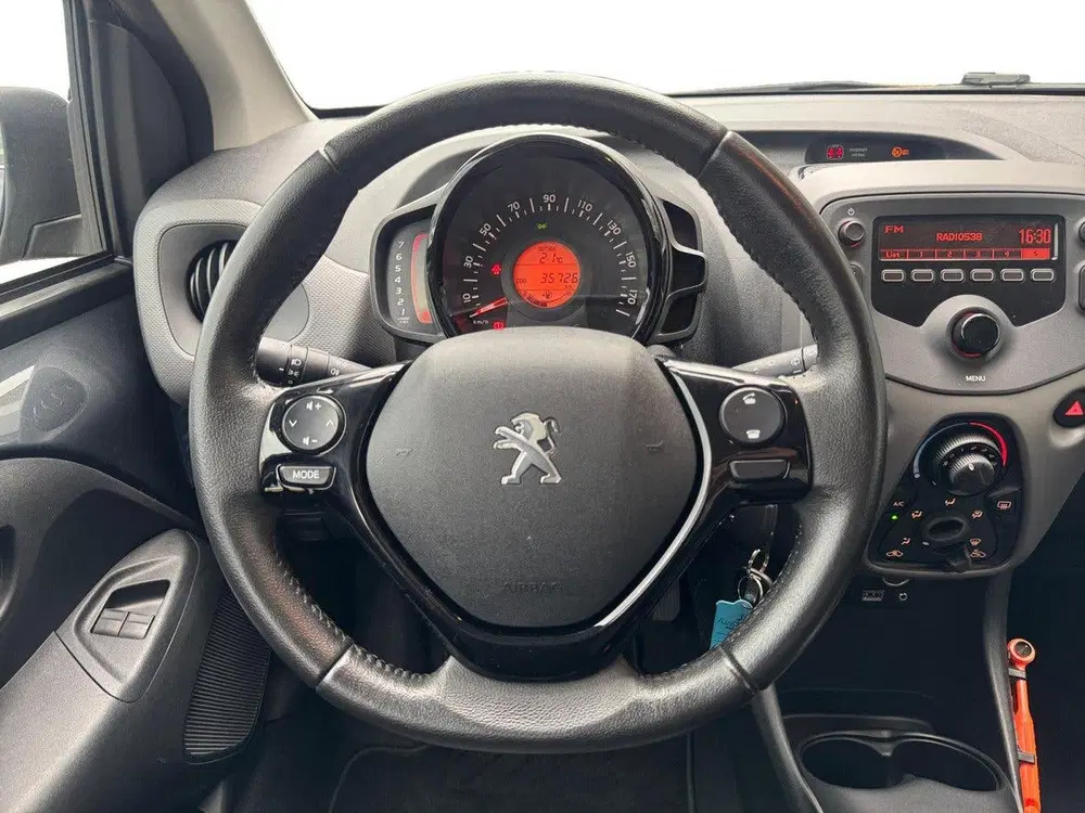 Peugeot 108 5-deurs Active 1.0 e-VTi 72pk uit 2021, foto 10