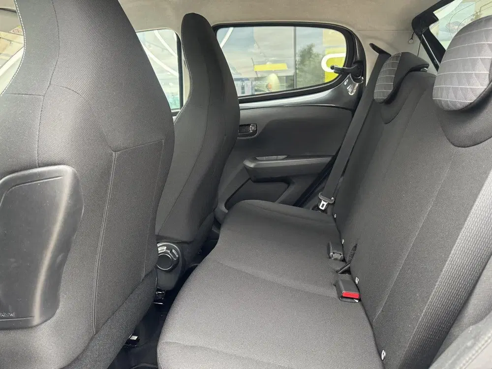 Peugeot 108 5-deurs Active 1.0 e-VTi 72pk uit 2021, foto 12