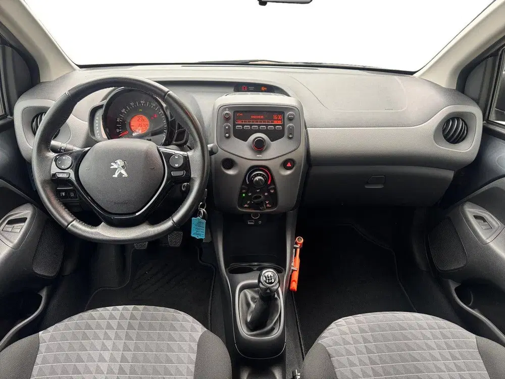 Peugeot 108 5-deurs Active 1.0 e-VTi 72pk uit 2021, foto 9
