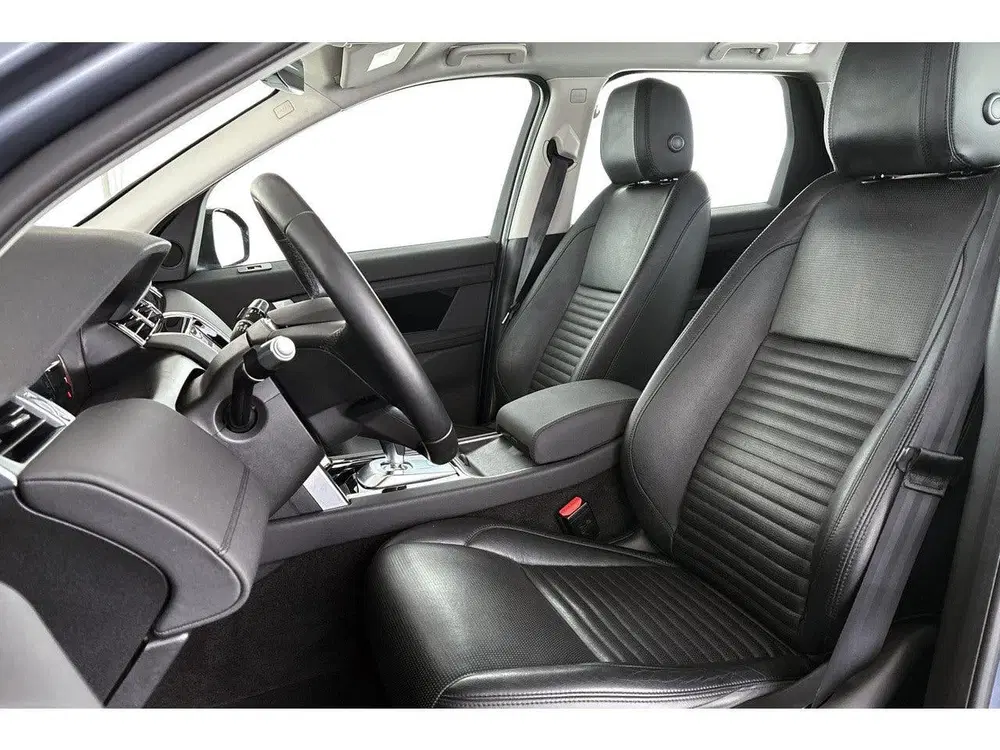 Land Rover Discovery Sport P300e 1.5 S 360 Camera Trekhaak M uit 2021, foto 6