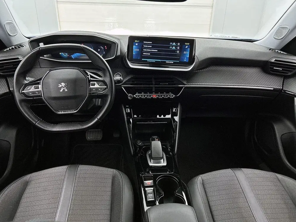Peugeot 2008 EV Allure 50 kWh uit 2021, foto 12