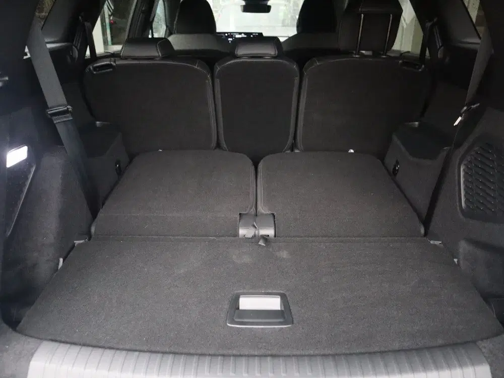 Peugeot 5008 GT Plug-in Hybride 225PK e-DCS7 Automaat 7 uit 2025, foto 11