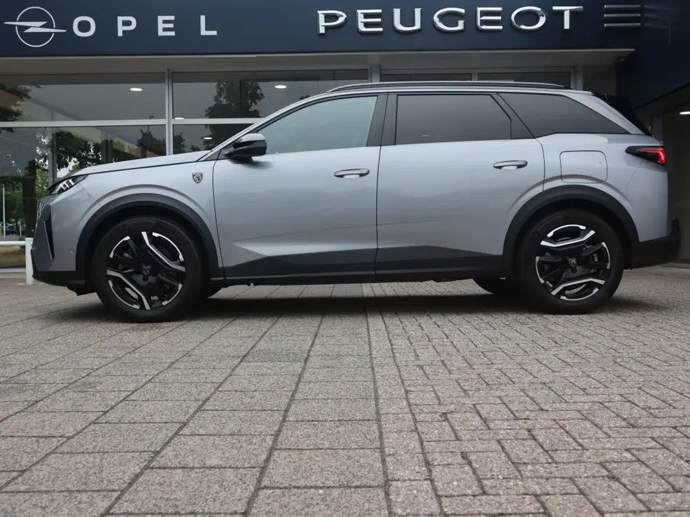 Peugeot 5008 GT Plug-in Hybride 225PK e-DCS7 Automaat 7 uit 2025, foto 2