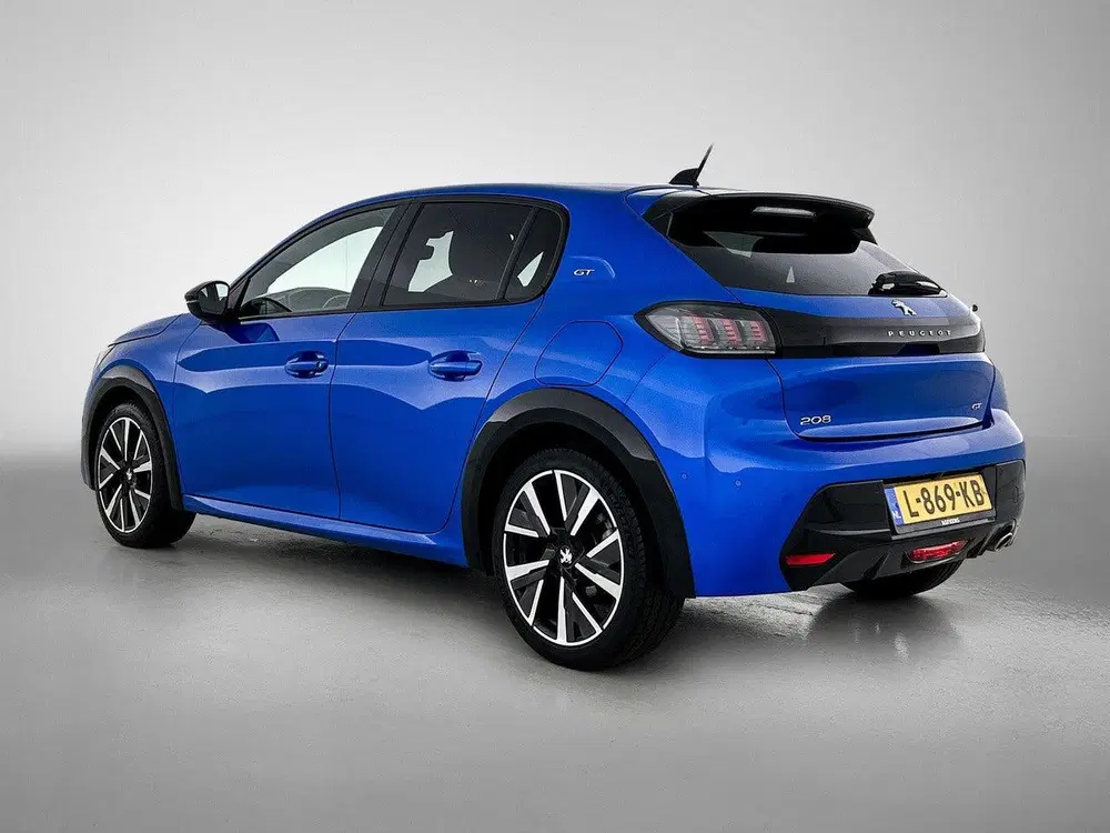 Peugeot 208 1.2 GT uit 2021, foto 4