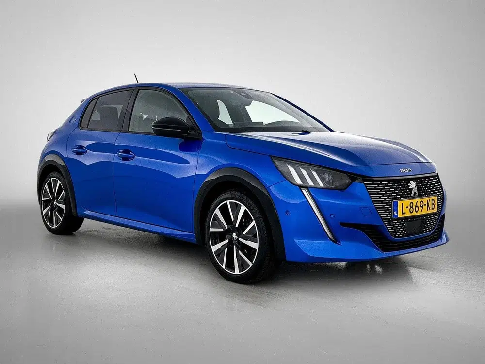 Peugeot 208 1.2 GT uit 2021, foto 8