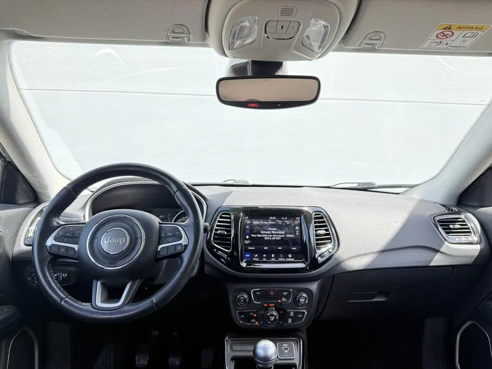 Jeep Compass 1.3T Night Eagle Liberty Edition uit 2021, foto 15