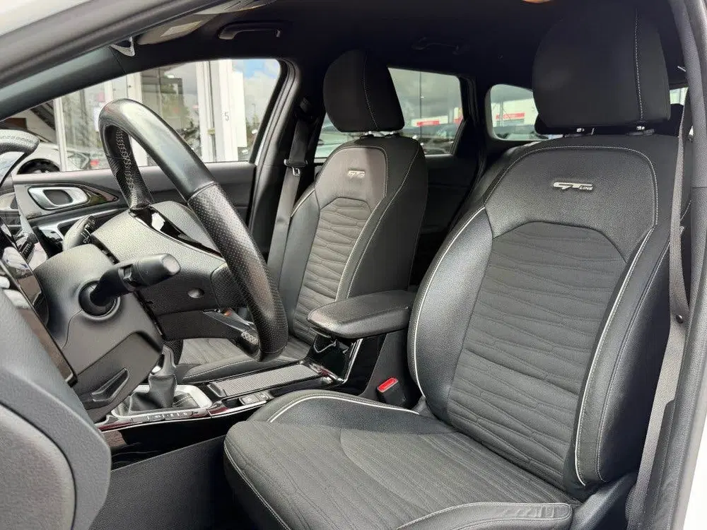 Kia Ceed T-GDI GT LINE. NAVI CAMERA AIRCO CRUISE LM uit 2022, foto 5