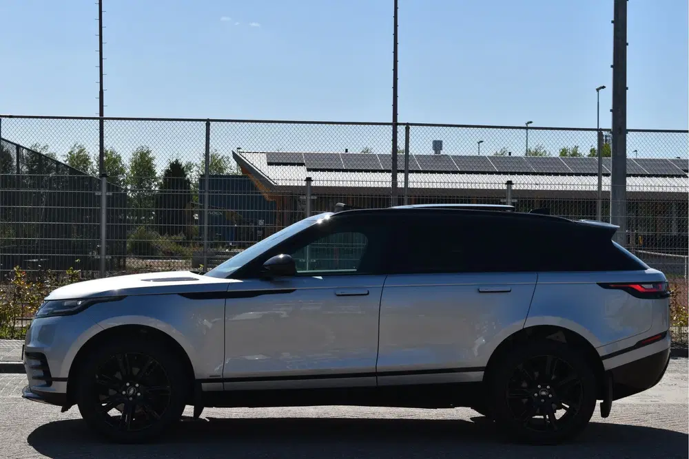 Land Rover Range Rover Velar 2.0 P250 Turbo AWD R-Dynamic S uit 2021, foto 3