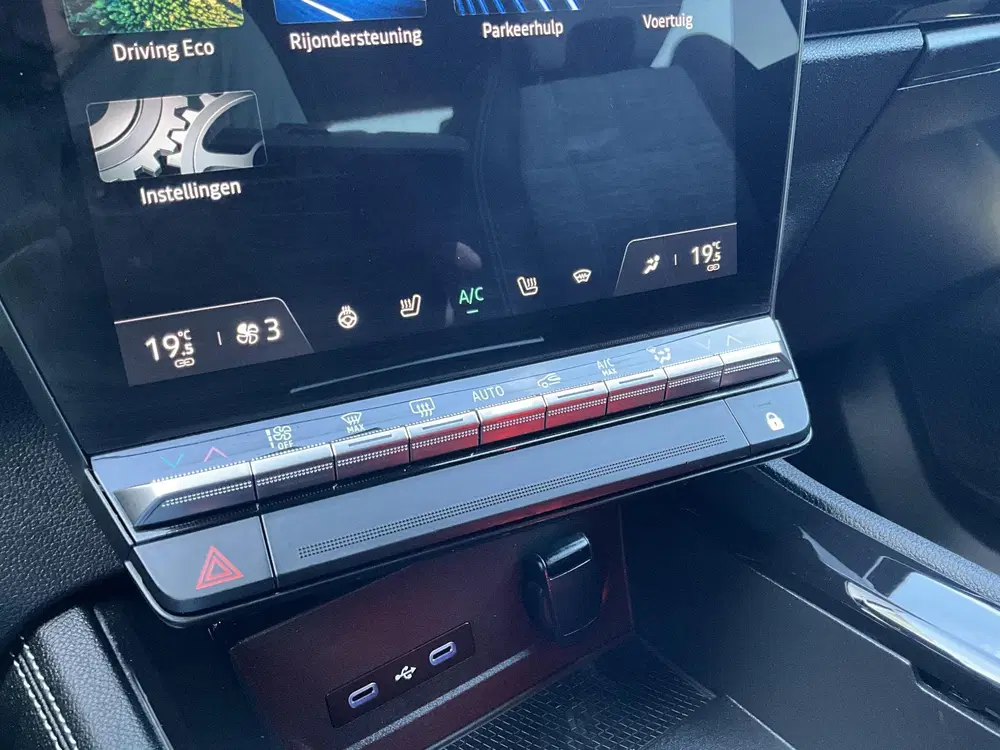 Renault Austral 1.3 mild hybrid 160 X-Tronic techno uit 2023, foto 15
