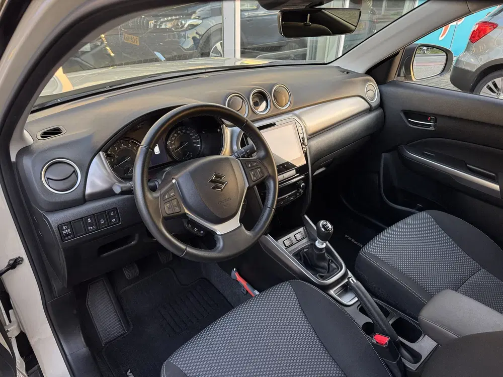 Suzuki Vitara 1.4 Boosterjet Select Smart Hybrid * Achte uit 2025, foto 8