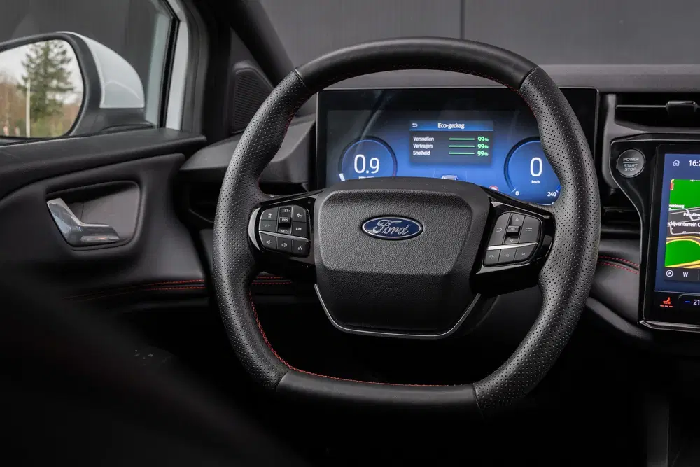 Ford Puma 1.0 EcoBoost Hybrid ST-Line X uit 2024, foto 8