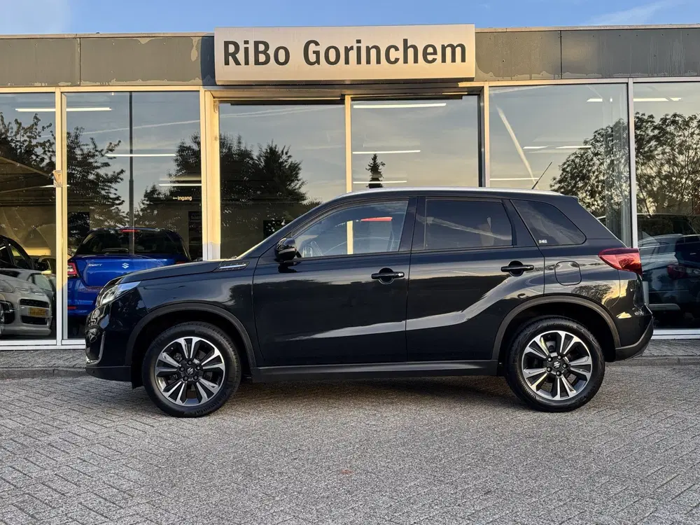 Suzuki Vitara 1.4 Boosterjet Style Smart Hybrid * Trekha uit 2022, foto 2