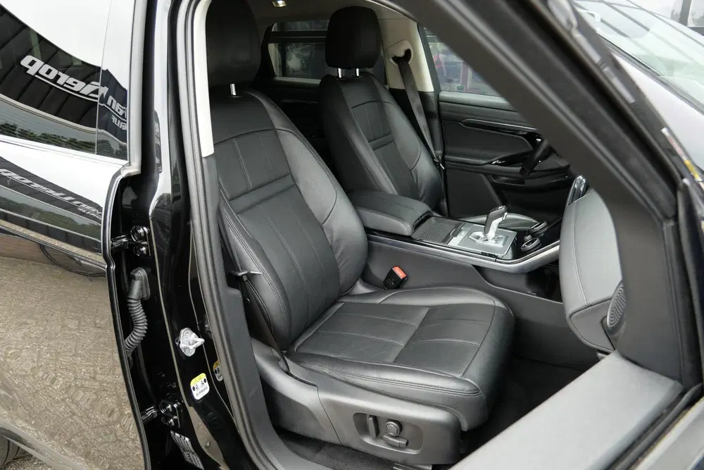 Land Rover Range Rover Evoque 2.0 P200 AWD 200PK uit 2019, foto 2