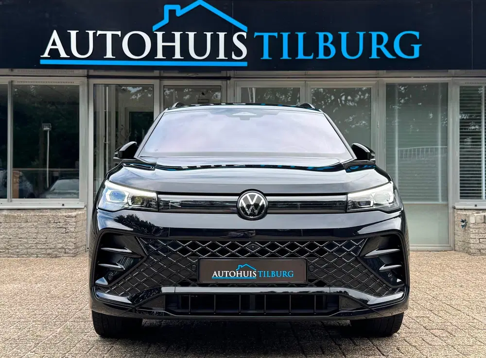 Volkswagen Tiguan 1.5 eTSI R-Line Pano Leder H uit 2024, foto 2