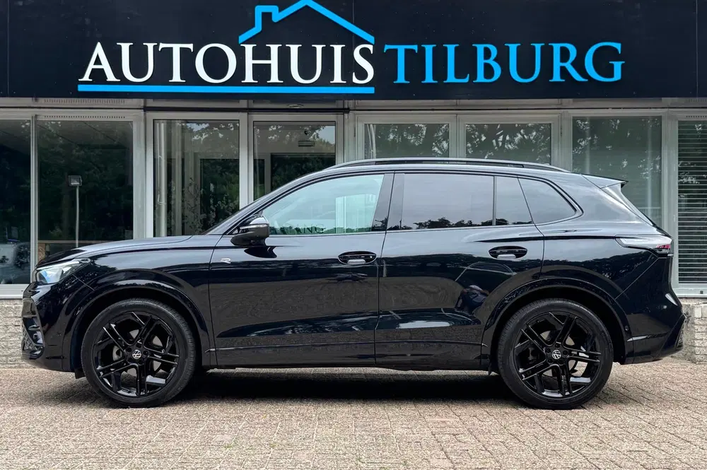 Volkswagen Tiguan 1.5 eTSI R-Line Pano Leder H uit 2024, foto 4