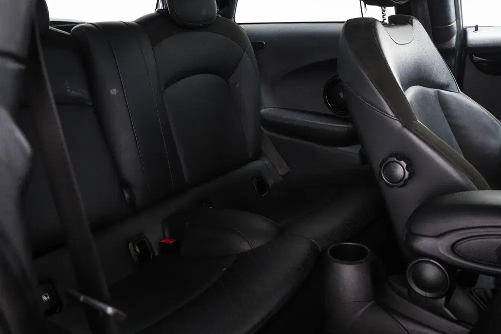 Mini John Cooper Works 1.5 One John Cooper Works uit 2021, foto 12