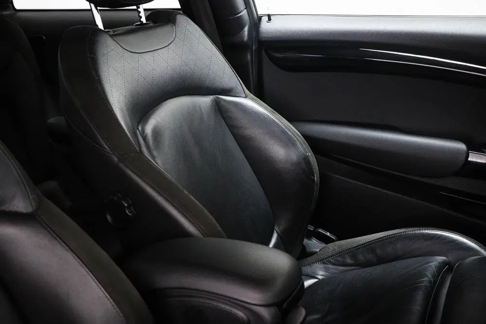 Mini John Cooper Works 1.5 One John Cooper Works uit 2021, foto 7