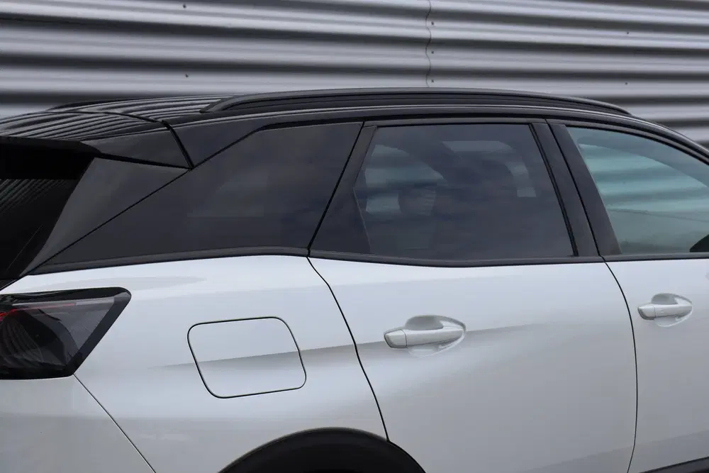 Peugeot 3008 1.2 PURETECH 130PK GT PACK AUTOMAAT uit 2023, foto 11