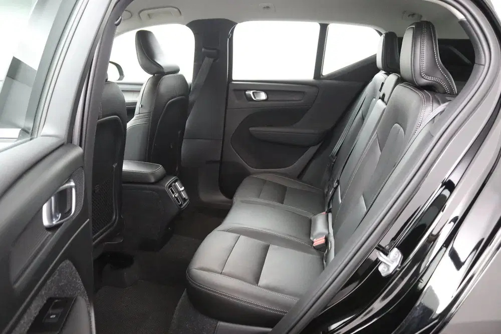 Volvo XC40 T2 Inscription uit 2021, foto 15
