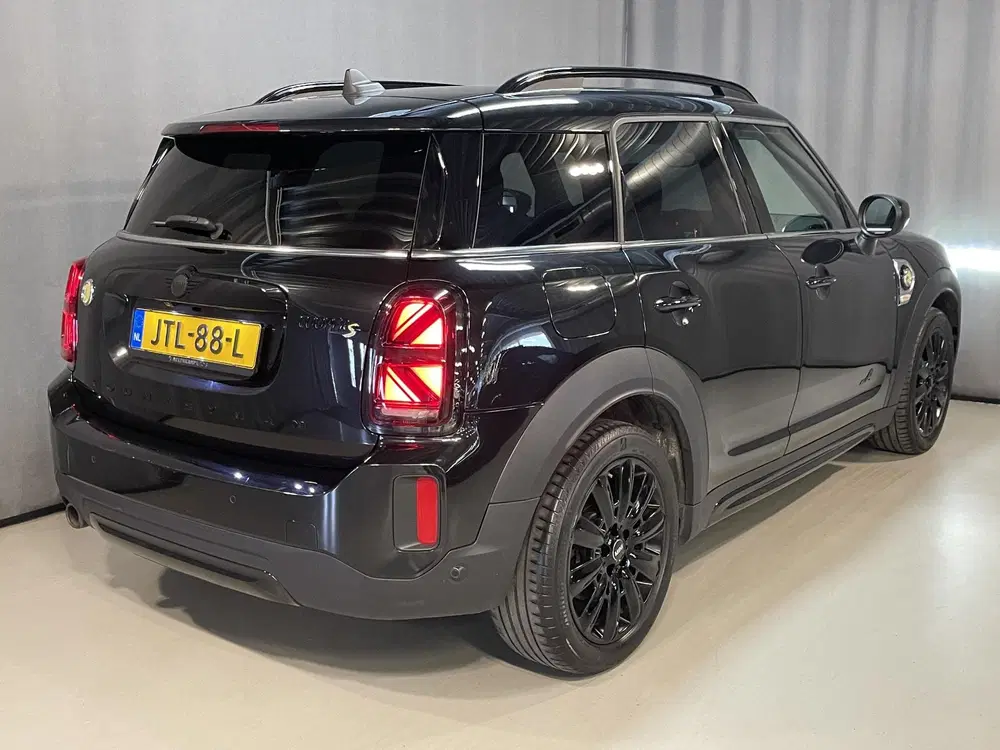 Mini Countryman 1.5 Cooper S E ALL4 18" uit 2023, foto 2