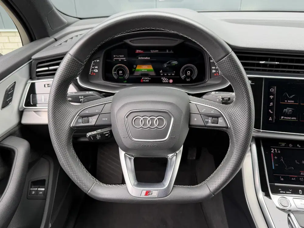Audi Q7 55 TFSI e quattro Pro Line S Line 21" uit 2020, foto 5