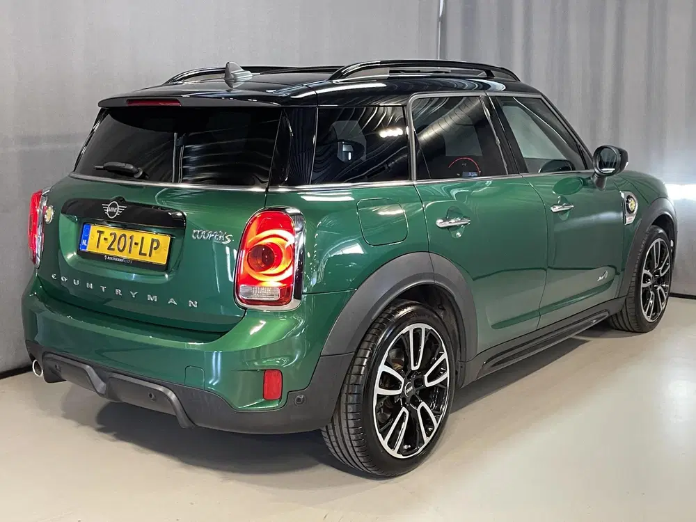 Mini Countryman 1.5 Cooper S E ALL4 Salt John Cooper Works uit 2019, foto 2