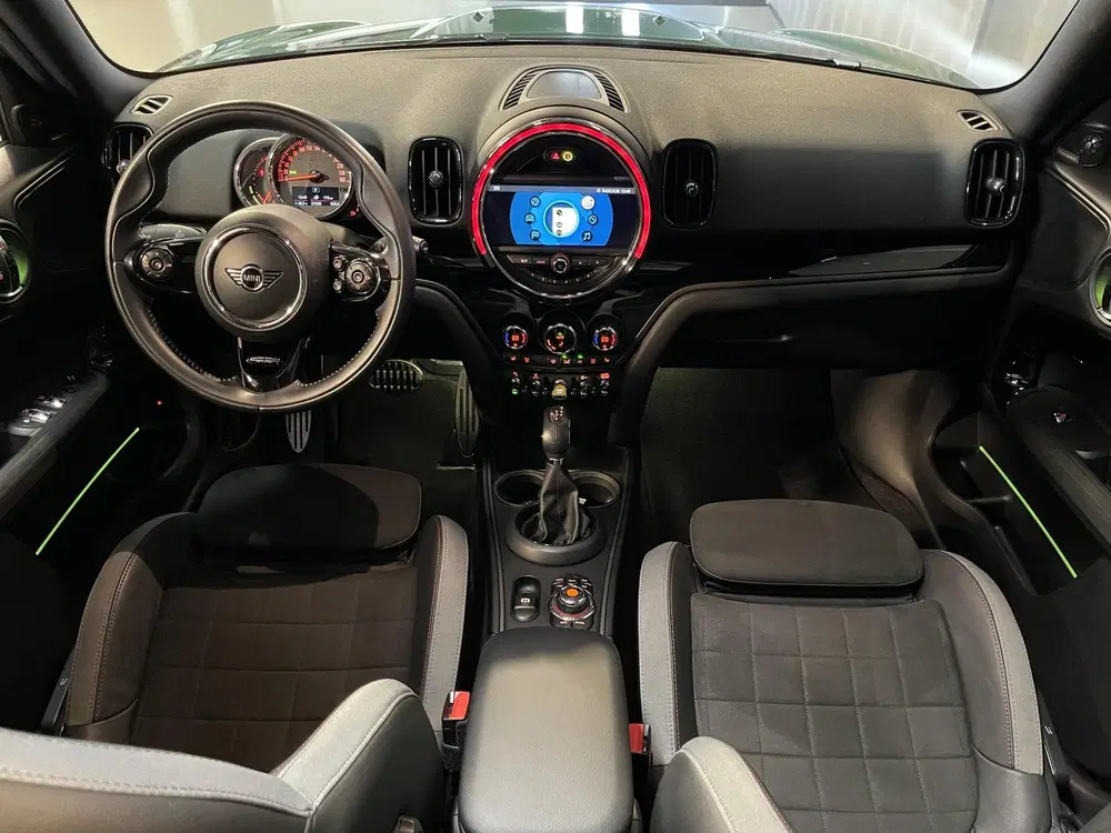 Mini Countryman 1.5 Cooper S E ALL4 Salt John Cooper Works uit 2019, foto 3