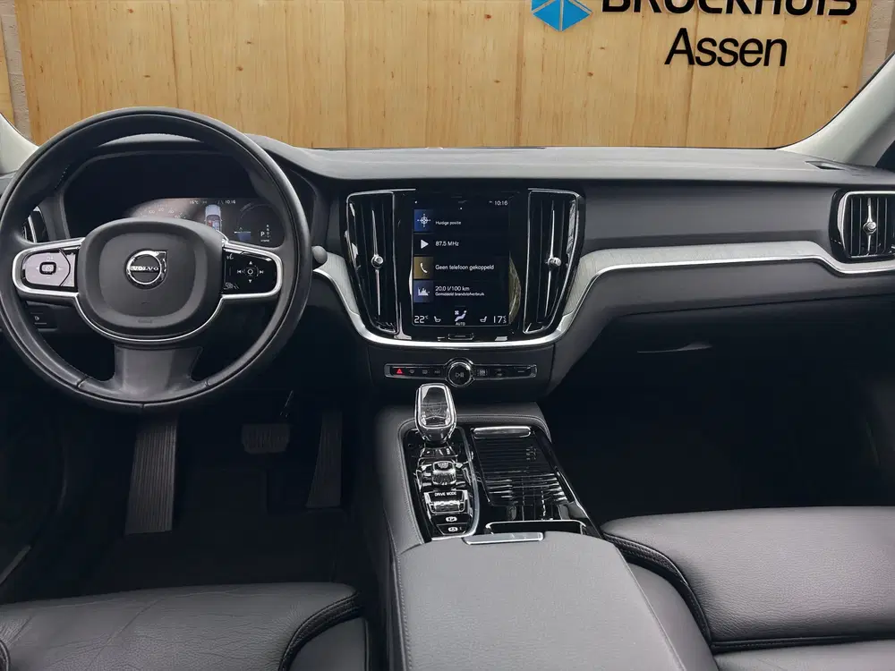 Volvo S60 2.0 Recharge T6 AWD Inscription uit 2021, foto 10