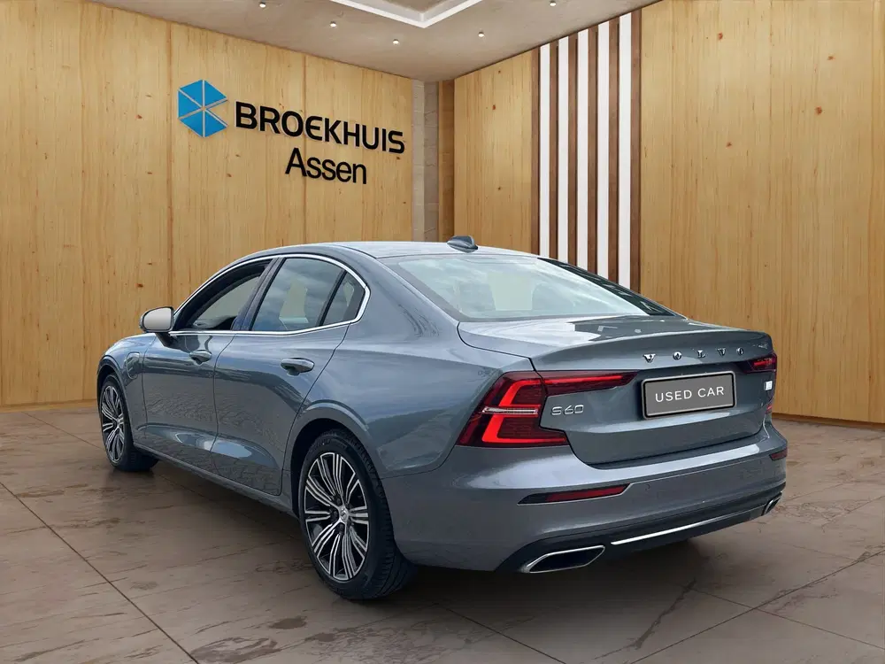 Volvo S60 2.0 Recharge T6 AWD Inscription uit 2021, foto 5