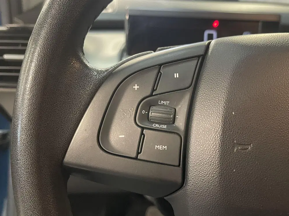 Citroën C4 Cactus Citroen C4 Cactus 1.2 PureTech Feel 16" uit 2019, foto 12