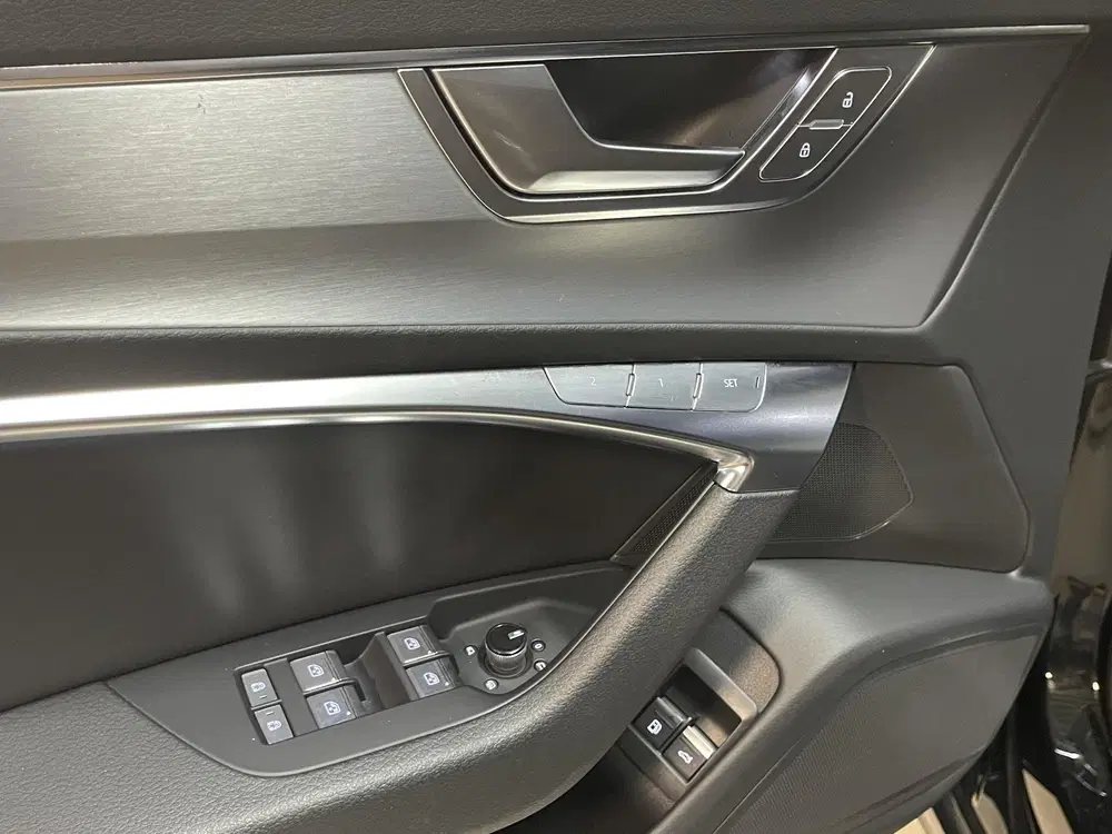 Audi A6 55 TFSI e quattro Competition 19" uit 2020, foto 15
