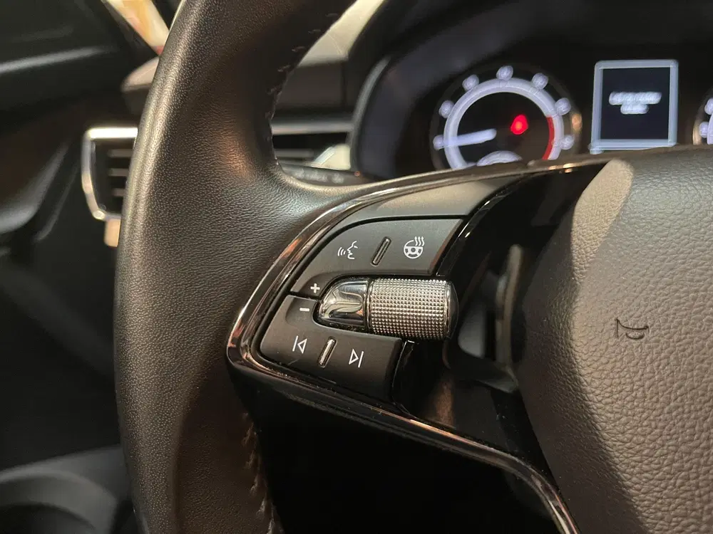 Skoda Kamiq 1.0 TSI Business Edition 16" uit 2023, foto 12