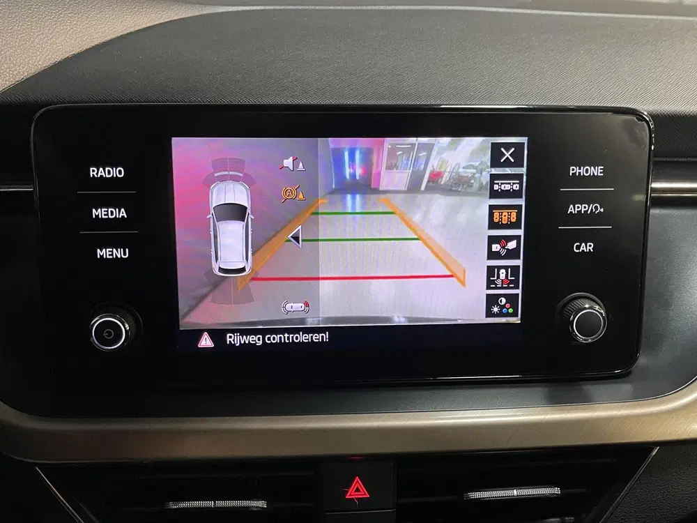 Skoda Kamiq 1.0 TSI Business Edition 16" uit 2023, foto 14